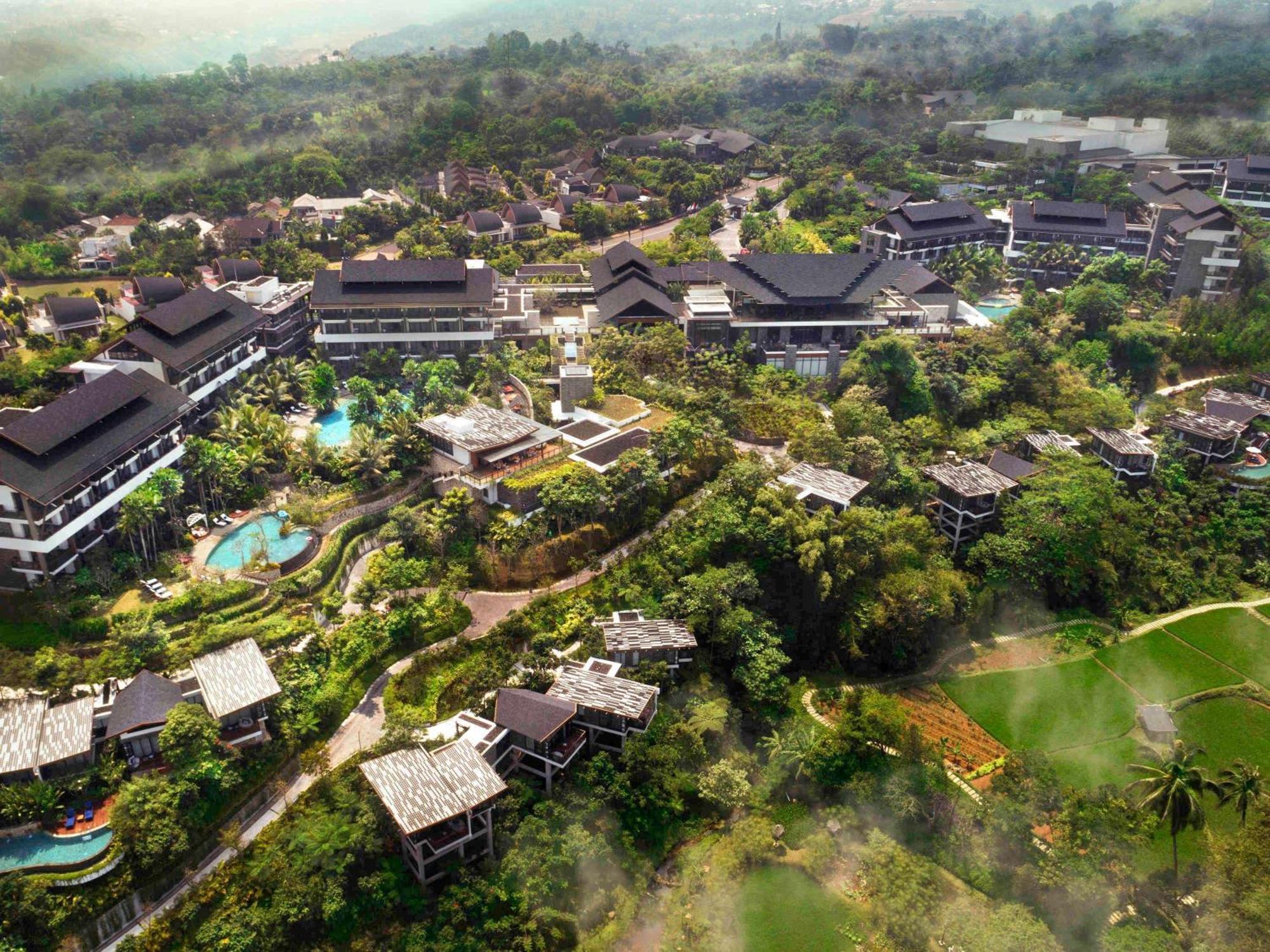 Pullman Ciawi Vimala Hills Resort Bogor Exterior foto